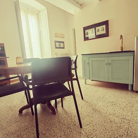 تراني Palazzo Romanelli B&B المظهر الخارجي الصورة