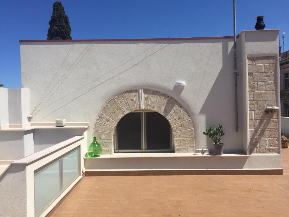 تراني Palazzo Romanelli B&B المظهر الخارجي الصورة