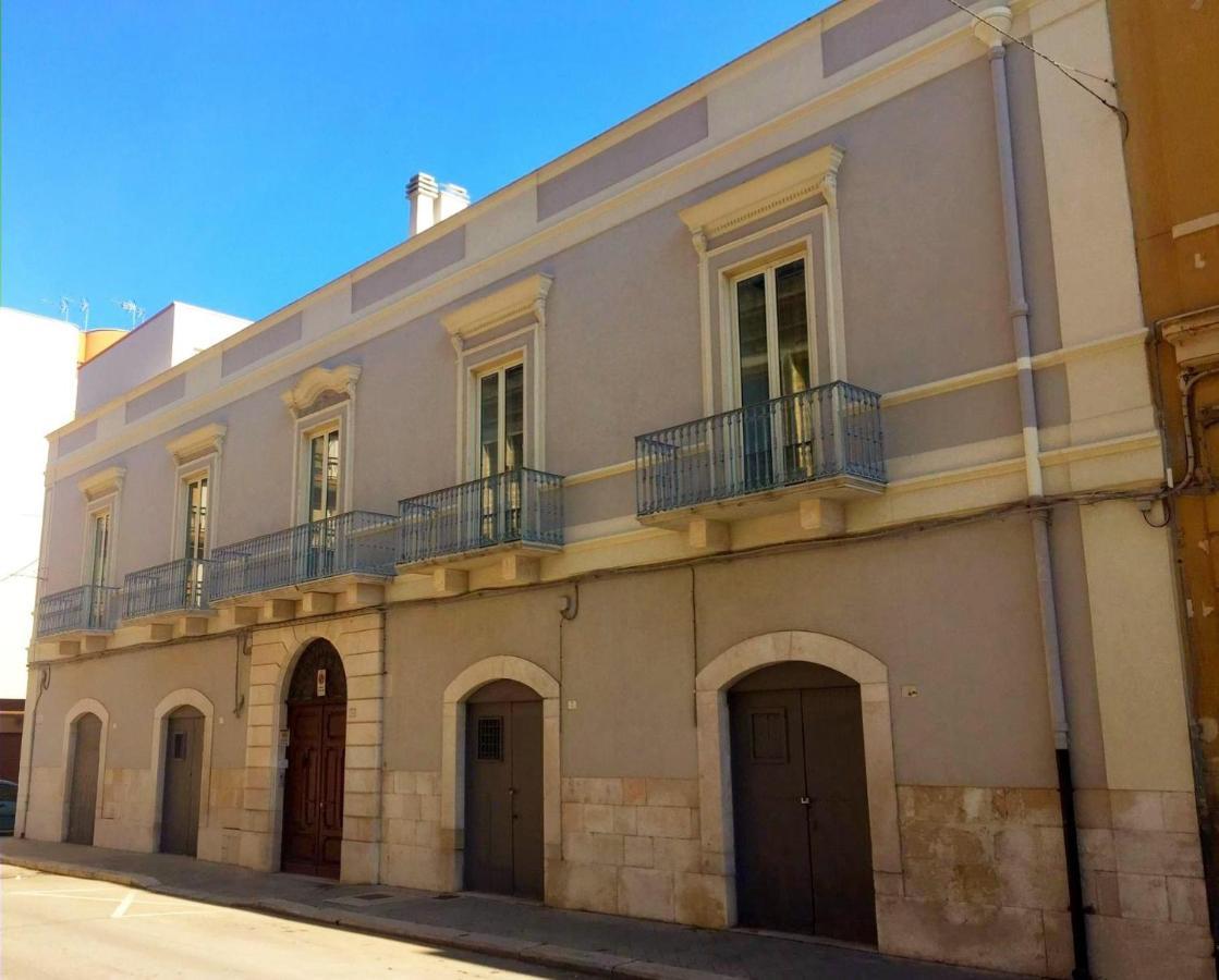 تراني Palazzo Romanelli B&B المظهر الخارجي الصورة